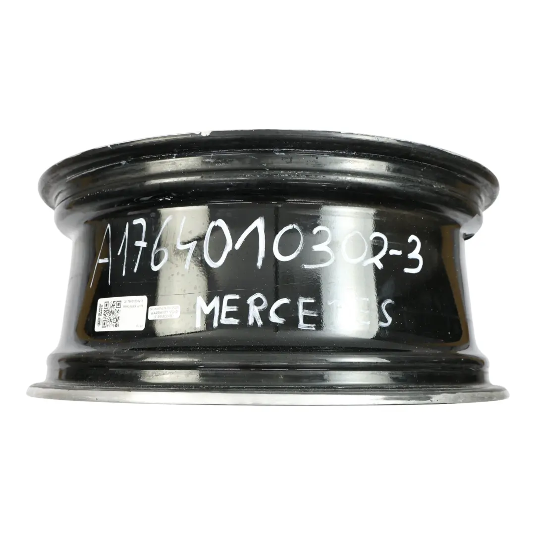 Felga Aluminiowa Srebrna 18" ET:52 7.5J do Mercedes W176 W246 AMG o numerze A1764010302 Mercedes W176 W246 AMG Felga Aluminiowa Srebrna 18" ET:52 7.5J - SKU A1764010302-3 - Numer Części A1764010302