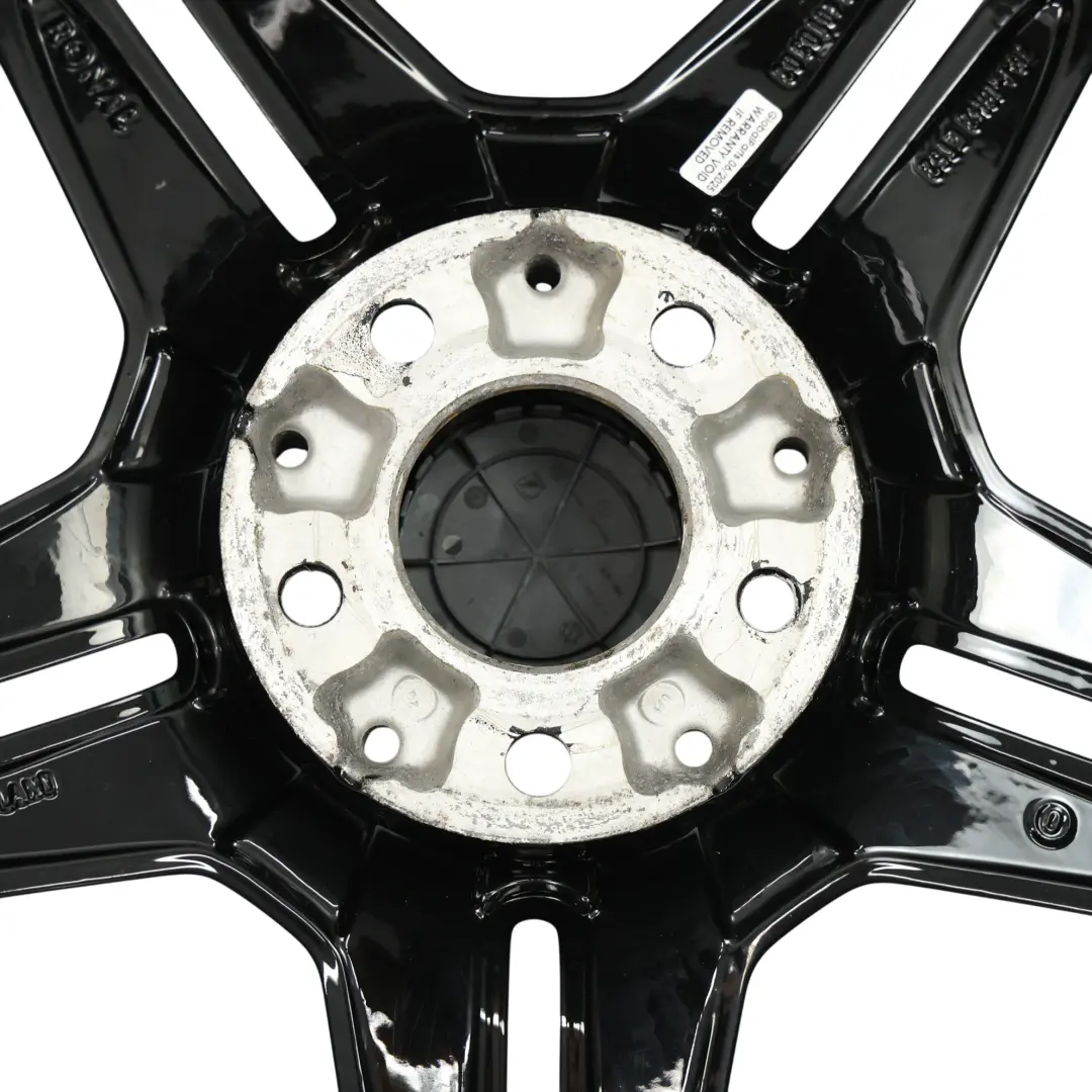 Cerchio In Lega 18" 5 Doppie Razze ET:52 7.5J per Mercedes W176 W246 AMG con numero di parte A1764010302 Mercedes W176 W246 AMG Cerchio In Lega 18" 5 Doppie Razze ET:52 7.5J - SKU A1764010302-3 - Numero di parte A1764010302