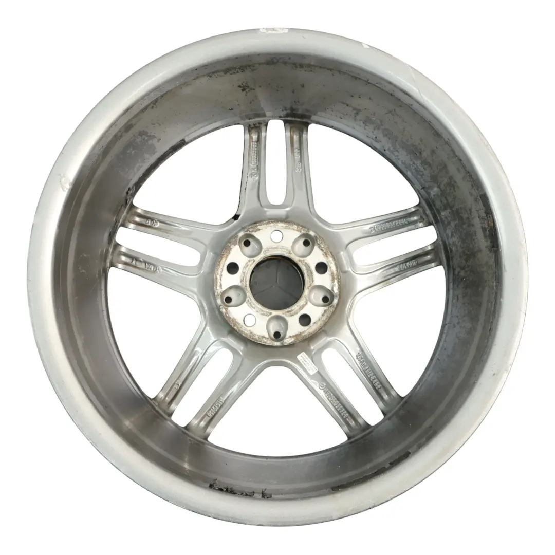 Nero Cerchio Lega 18" ET:52 7,5J Doppie Razze per Mercedes W176 AMG con numero di parte A1764010700 Mercedes W176 AMG Nero Cerchio Lega 18" ET:52 7,5J Doppie Razze - SKU A1764010700-5 - Numero di parte A1764010700