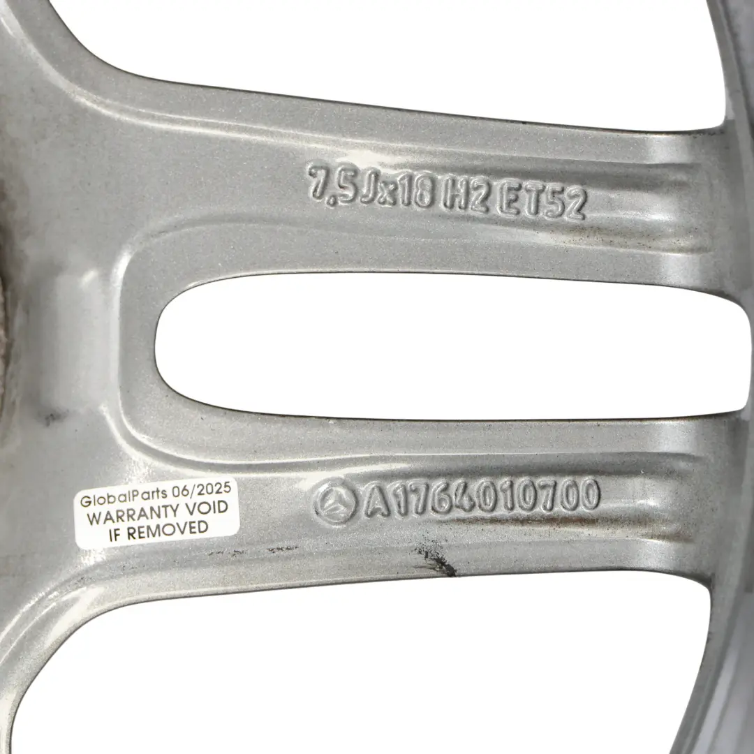 Nero Cerchio In Lega 18" ET:52 7,5J Doppie Razze per Mercedes W176 AMG con numero di parte A1764010700 Mercedes W176 AMG Nero Cerchio In Lega 18" ET:52 7,5J Doppie Razze - SKU A1764010700-6 - Numero di parte A1764010700