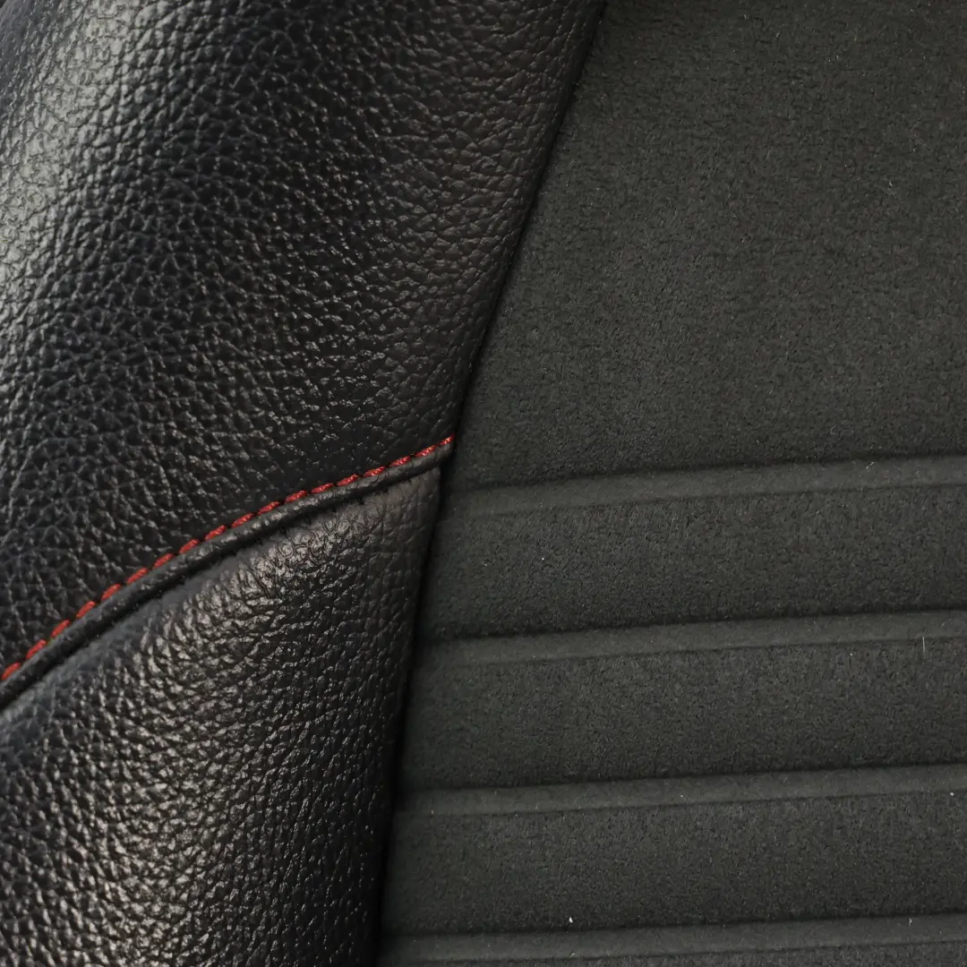 Fotel przedni Mercedes W176 Sport Lewy Tkanina Skóra Czerwone Nici do o numerze A1769106307 Fotel przedni Mercedes W176 Sport Lewy Tkanina Skóra Czerwone Nici - SKU A1769106307 - Numer Części A1769106307