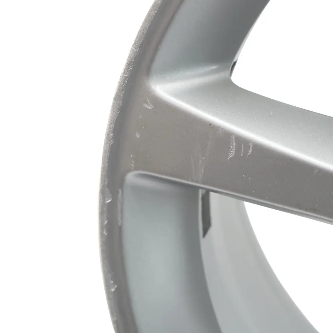 Felga Aluminiowa 7 Ramion Srebrna 16" ET:31 7J do Mercedes W203 o numerze A2034013002 Mercedes W203 Felga Aluminiowa 7 Ramion Srebrna 16" ET:31 7J - SKU A2034013002-2 - Numer Części A2034013002