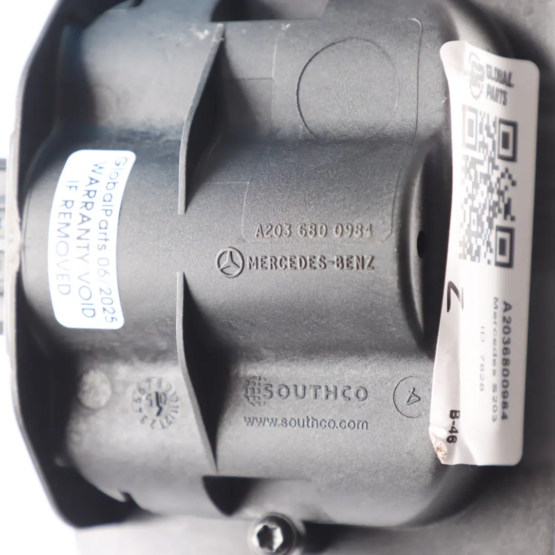 Boot Lid Release Closure Button Switch to Mercedes S203 Tailgate with Part number A2036800984 Mercedes S203 Tailgate Boot Lid Release Closure Button Switch - SKU A2036800984 - Part number A2036800984