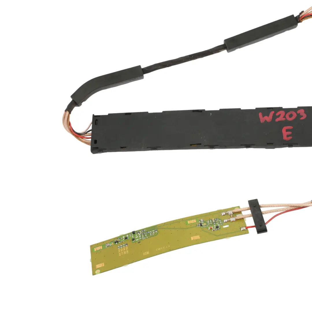 Amplificateur D'Antenne Mercedes W203 ECU Module De Suralimentation pour à propos du numéro de pièce A2038206489 Amplificateur D'Antenne Mercedes W203 ECU Module De Suralimentation - SKU A2038206489-1 - Numéro de pièce A2038206489