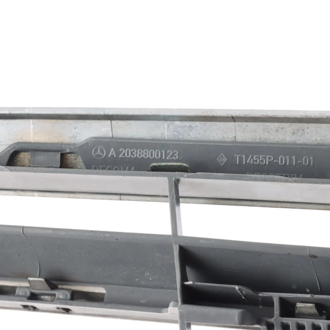 W023 Front Hood Grill to Mercedes S203 with Part number A2038800123 Mercedes S203 W023 Front Hood Grill - SKU A2038800123 - Part number A2038800123