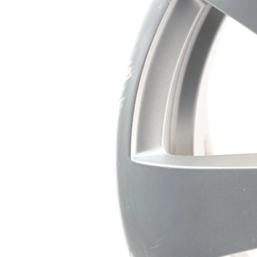 Cerchio in lega argento 7 razze 16" 6J ET:39 per Mercedes W204 con numero di parte A2044011002 Mercedes W204 Cerchio in lega argento 7 razze 16" 6J ET:39 - SKU A2044011002-1 - Numero di parte A2044011002