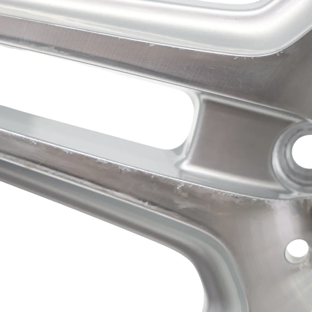 Felga Aluminiowa Tylna Mercedes W204 AMG Srebrna 18" 8,5J ET:54 do o numerze A2044014202 Felga Aluminiowa Tylna Mercedes W204 AMG Srebrna 18" 8,5J ET:54 - SKU A2044014202 - Numer Części A2044014202