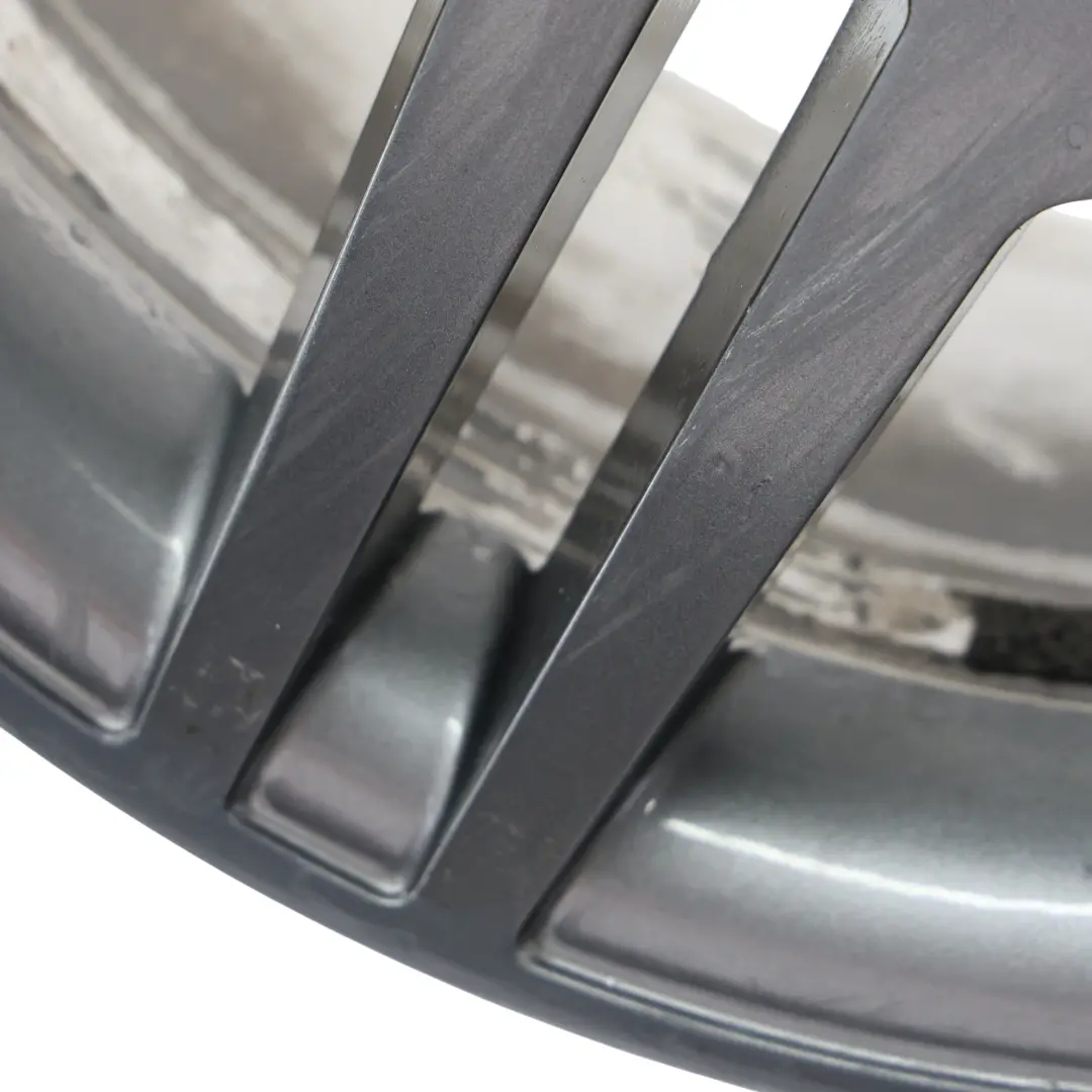 Grau Leicht metall felge hinten 17" ET:58 8,5J für Mercedes W204 AMG mit Teilenummer A2044014602 Mercedes W204 AMG Grau Leicht metall felge hinten 17" ET:58 8,5J - SKU A2044014602-7 - Teilenummer A2044014602