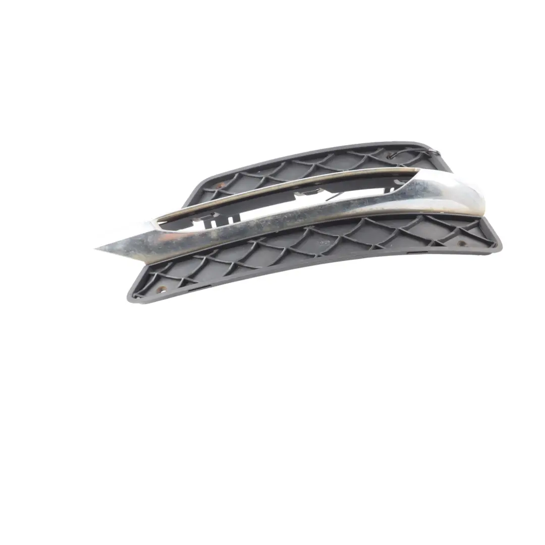 Mercedes W204 Frontstoßstange Geschlossenes Gitter Rahmen DRL LED Lampe Rechts - SKU A2048851453 - Teilenummer A2048851453