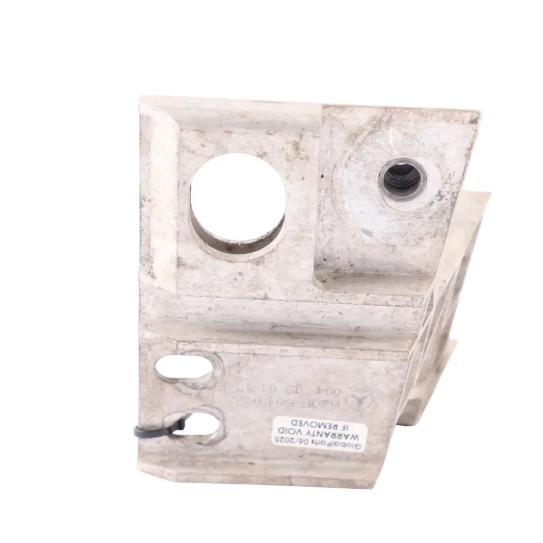 Radiator Bracket Mercedes W213 X253 Front Right O/S Slam Panel Mount to with Part number A2055010122 Radiator Bracket Mercedes W213 X253 Front Right O/S Slam Panel Mount - SKU A2055010122 - Part number A2055010122