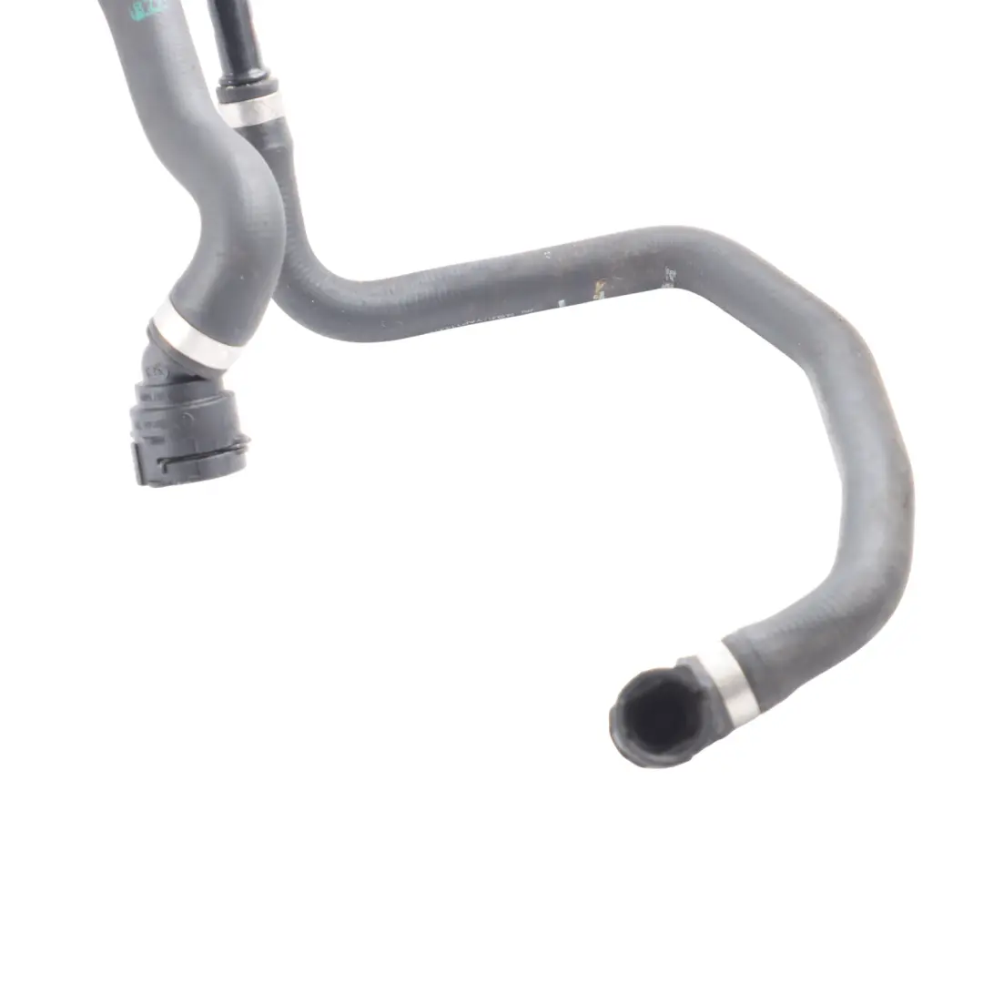 Wasser Kühlmittelrohr Schlauchleitung für Mercedes W206 Motor mit Teilenummer A2065017700 Mercedes W206 Motor Wasser Kühlmittelrohr Schlauchleitung - SKU A2065017700 - Teilenummer A2065017700