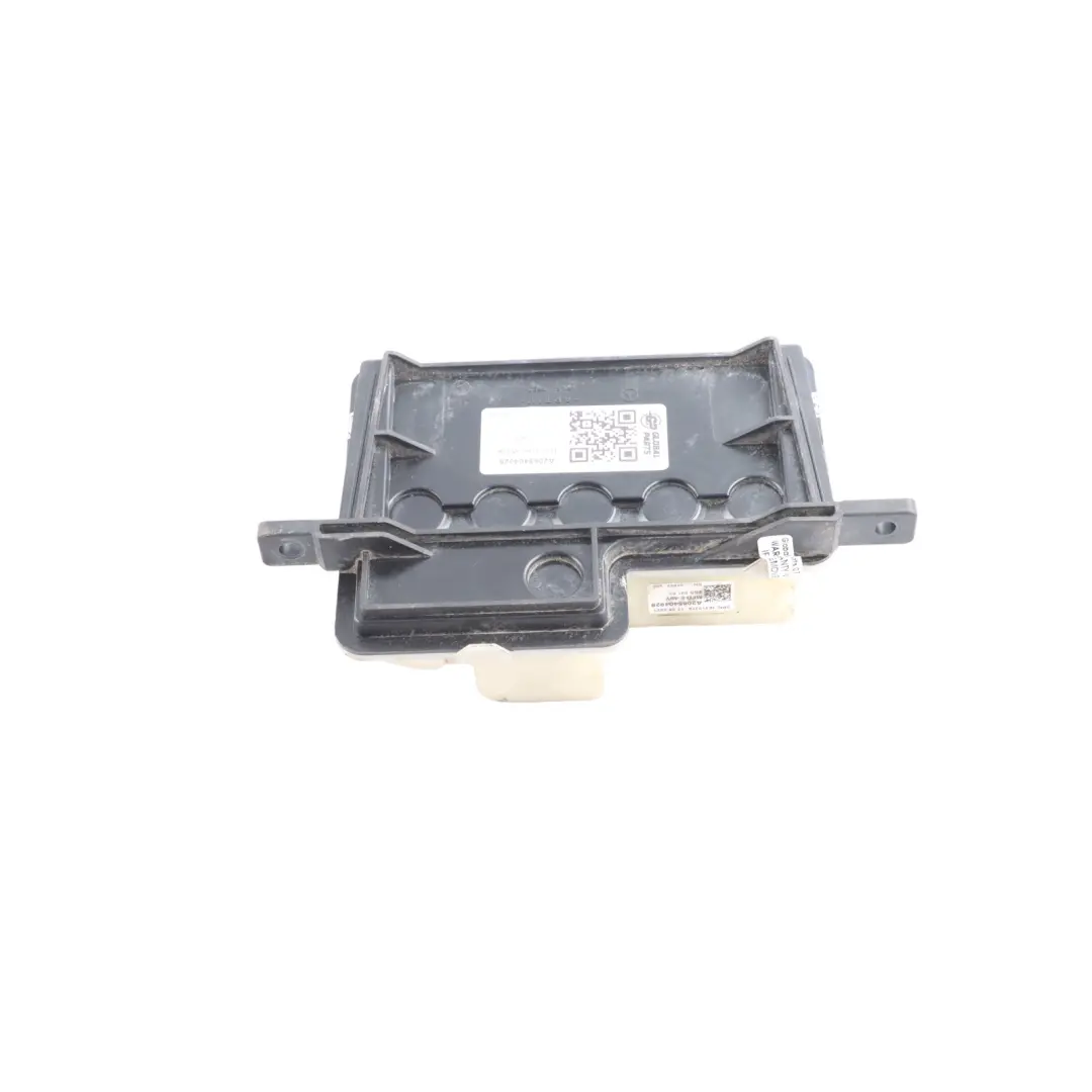 W214 Voltage Converter Inverter Power Distributor to Mercedes W206 with Part number A2065404928 Mercedes W206 W214 Voltage Converter Inverter Power Distributor - SKU A2065404928 - Part number A2065404928