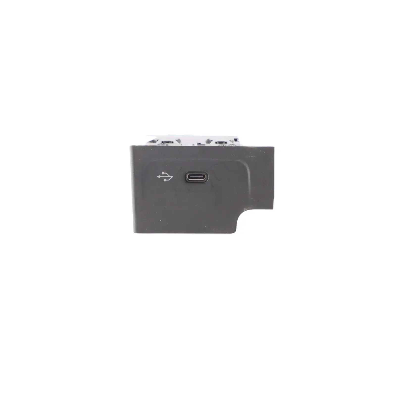 Mercedes W206 USB Port Socket Plug Centre Console Connector A2066804603