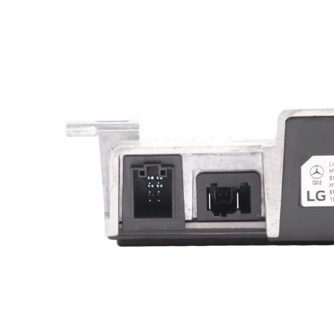 Front Windscreen Windshield Lane Assist Camera to Mercedes W206 with Part number A2069008015 Mercedes W206 Front Windscreen Windshield Lane Assist Camera - SKU A2069008015 - Part number A2069008015