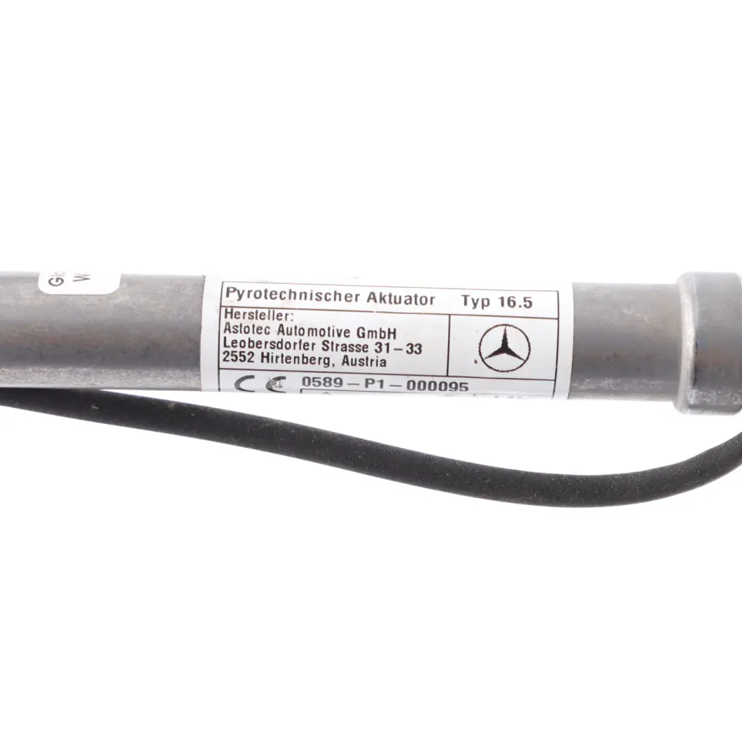 Actionneur De Charnière De Capot Avant pour Mercedes W206 à propos du numéro de pièce A2069066800 Mercedes W206 Actionneur De Charnière De Capot Avant - SKU A2069066800 - Numéro de pièce A2069066800