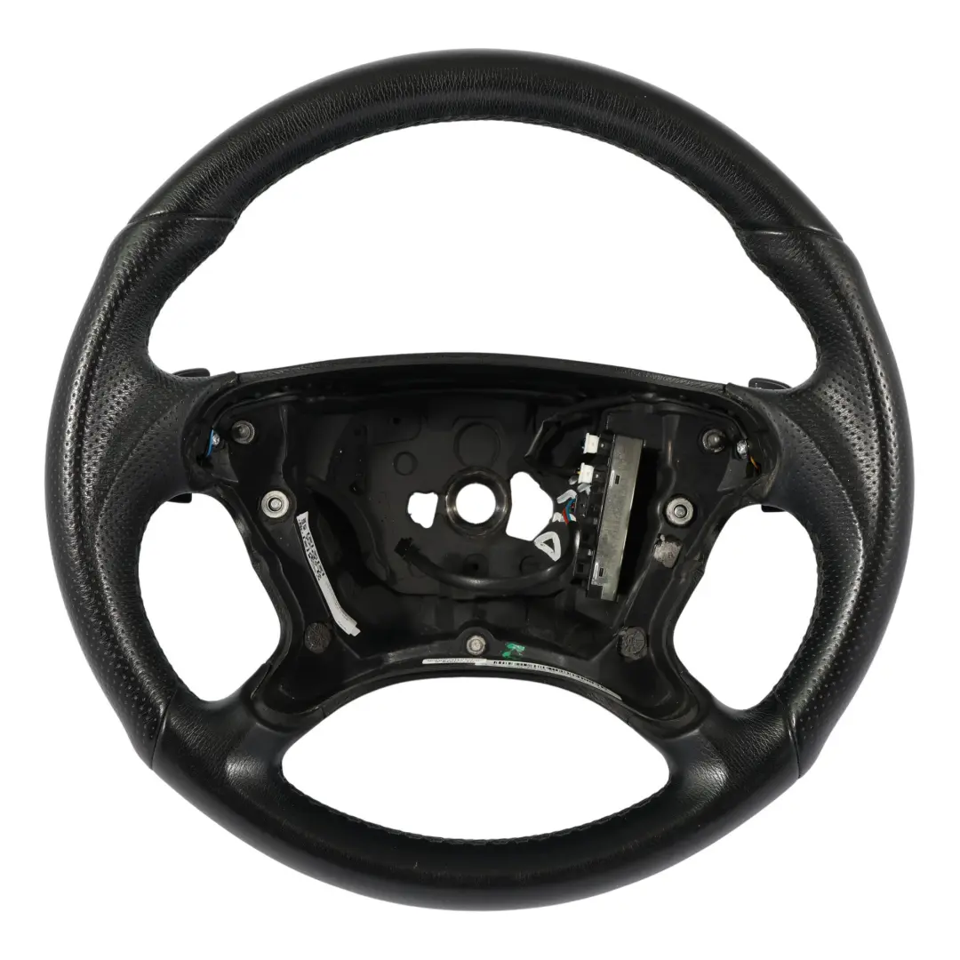 Lenkrad Sport Schwarz Leder Schaltwippen für Mercedes CLK C209 mit Teilenummer A2094603303 Mercedes CLK C209 Lenkrad Sport Schwarz Leder Schaltwippen - SKU A2094603303 - Teilenummer A2094603303