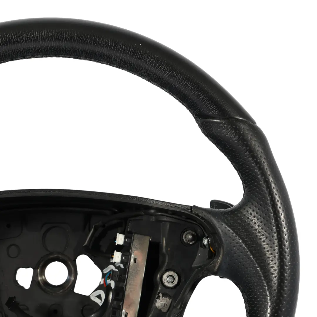 Negro Cuero Palanca de Cambio para Mercedes CLK C209 Volante Sport con número de pieza A2094603303 Mercedes CLK C209 Volante Sport Negro Cuero Palanca de Cambio - SKU A2094603303 - Número de pieza A2094603303