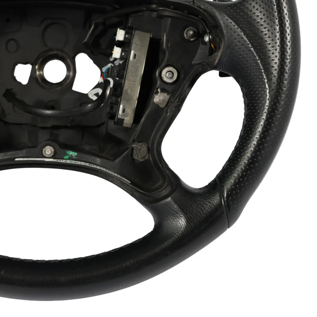 Lenkrad Sport Schwarz Leder Schaltwippen für Mercedes CLK C209 mit Teilenummer A2094603303 Mercedes CLK C209 Lenkrad Sport Schwarz Leder Schaltwippen - SKU A2094603303 - Teilenummer A2094603303