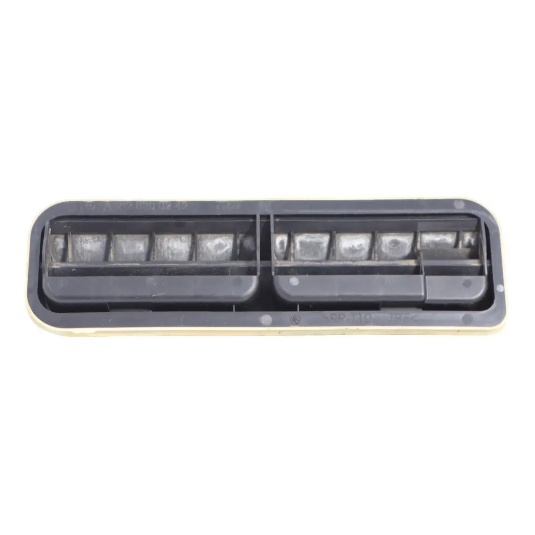 Lüftungsgitter Entlüfter Stoßstange Hinten für Mercedes W204 W212 C207 mit Teilenummer A2128300242 Mercedes W204 W212 C207 Lüftungsgitter Entlüfter Stoßstange Hinten - SKU A2128300242 - Teilenummer A2128300242
