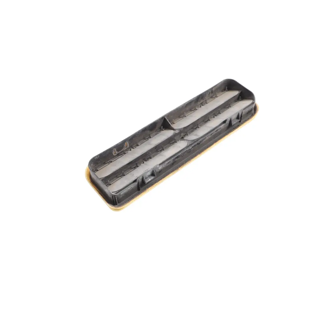 Mercedes W204 W212 C207 Lüftungsgitter Entlüfter Stoßstange Hinten - SKU A2128300242 - Teilenummer A2128300242