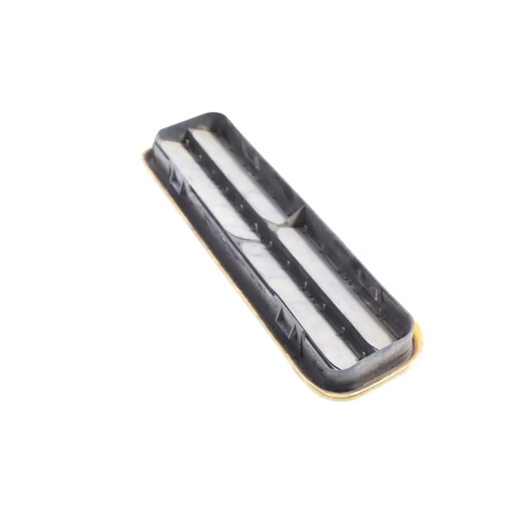 Mercedes W204 W212 C207 Lüftungsgitter Entlüfter Stoßstange Hinten - SKU A2128300242 - Teilenummer A2128300242