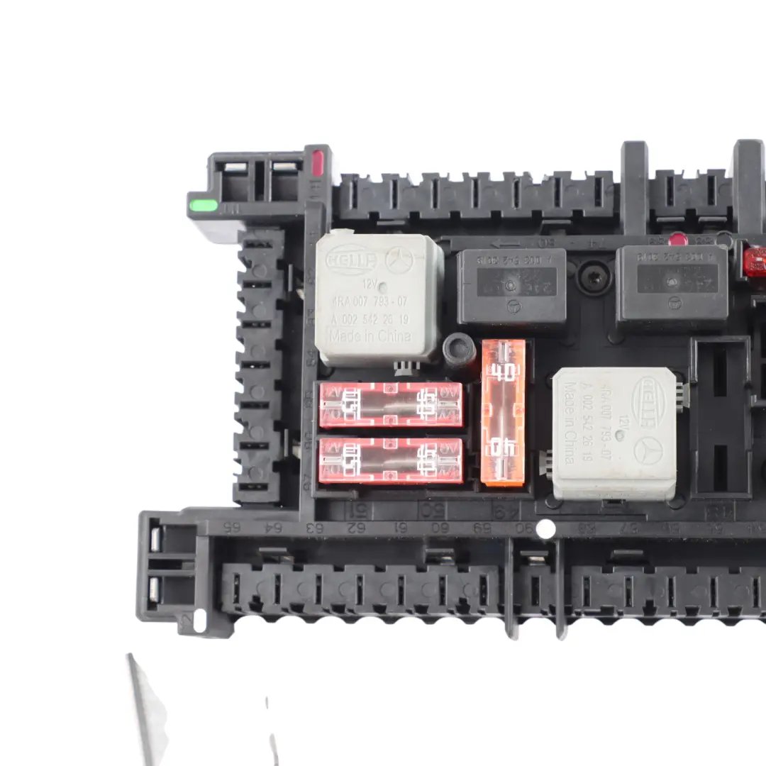 Mercedes W212 Caja Fusibles Relé Trasero Módulo Eléctrico SAM - SKU A2129060605 - Número de pieza A2129060605