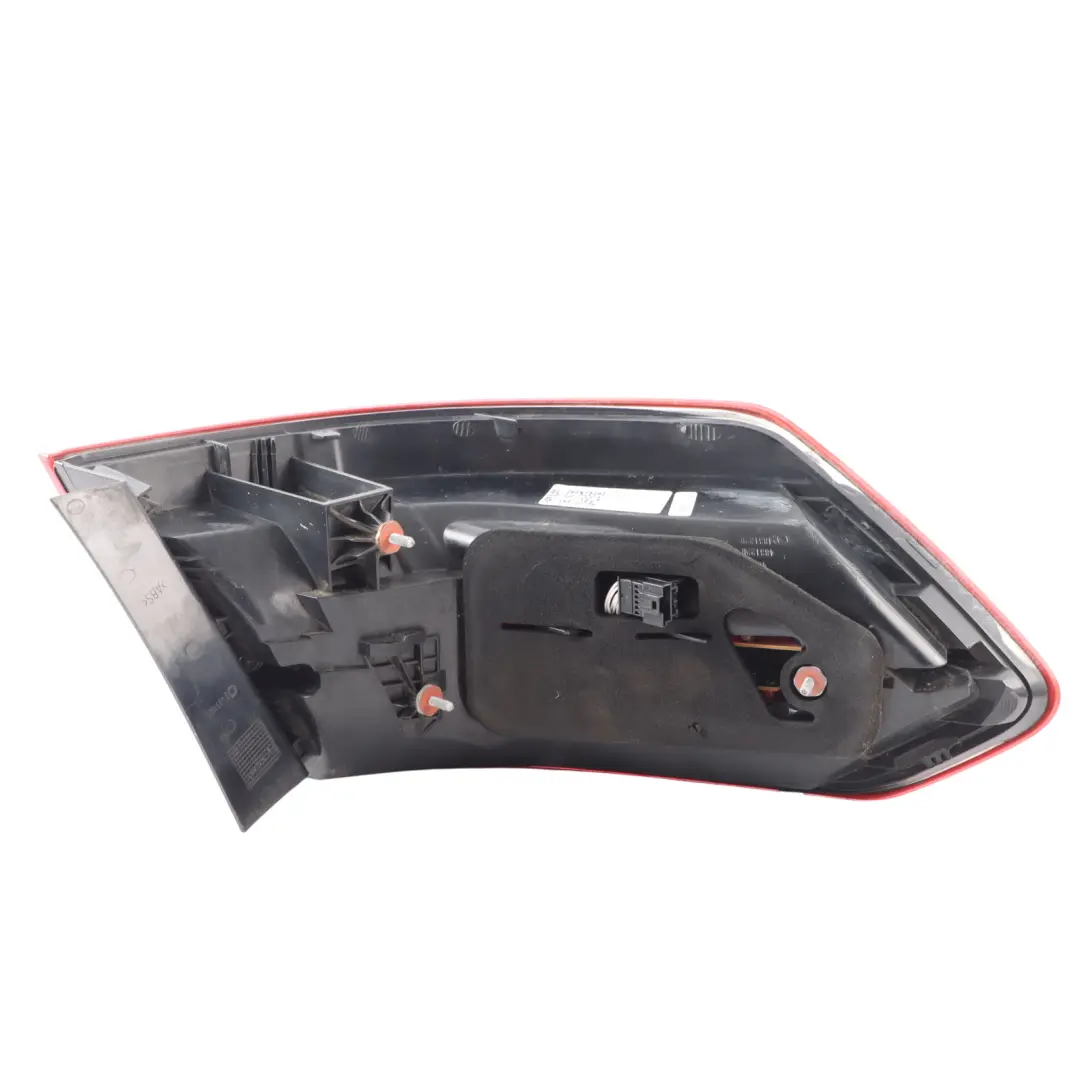 posteriore destro Fanale posteriore laterale per Mercedes W212 Berlina con numero di parte A2129060658 Mercedes W212 Berlina posteriore destro Fanale posteriore laterale - SKU A2129060658-1 - Numero di parte A2129060658