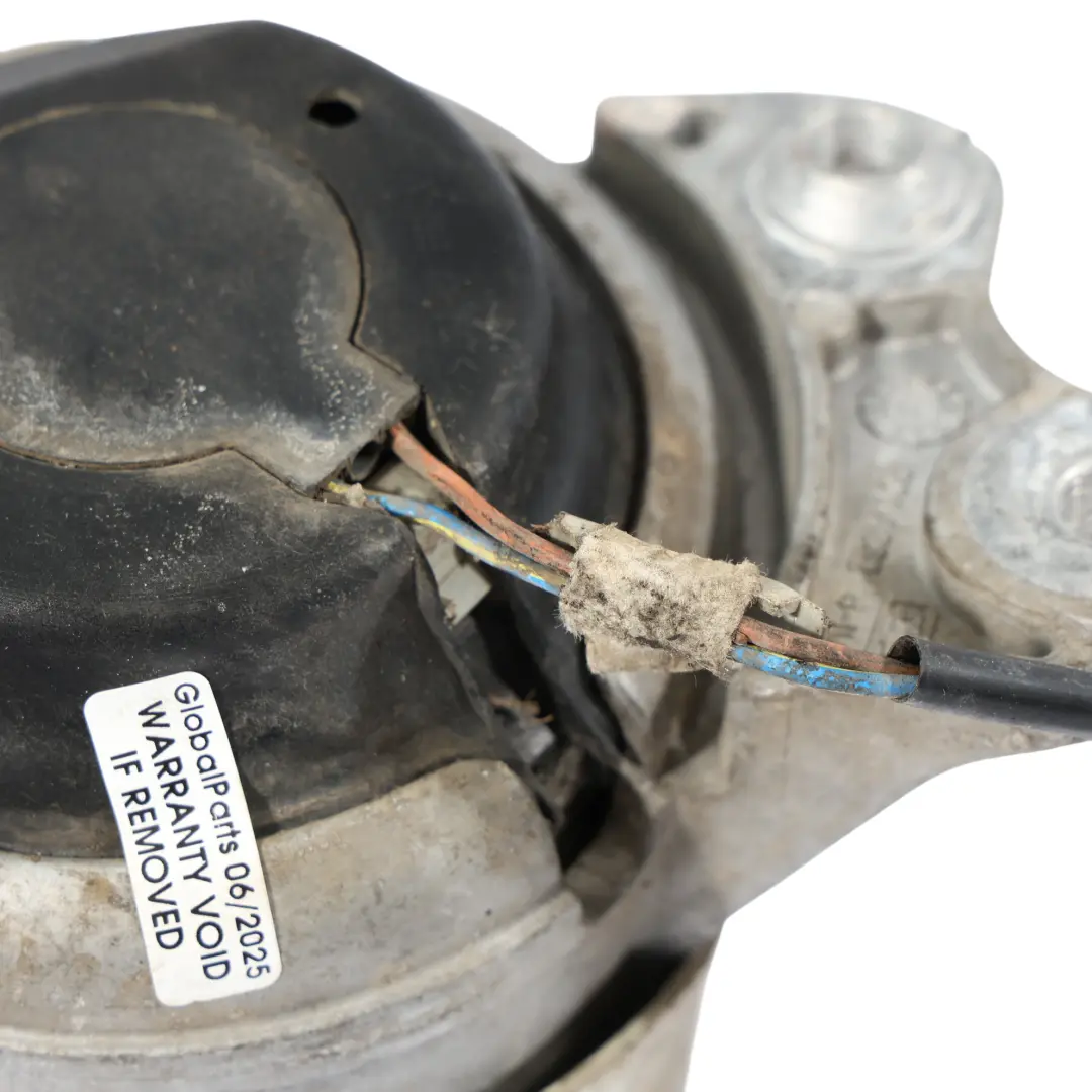 Mercedes C238 Motor Halterung Vorne Links - SKU A2132405100 - Teilenummer A2132405100