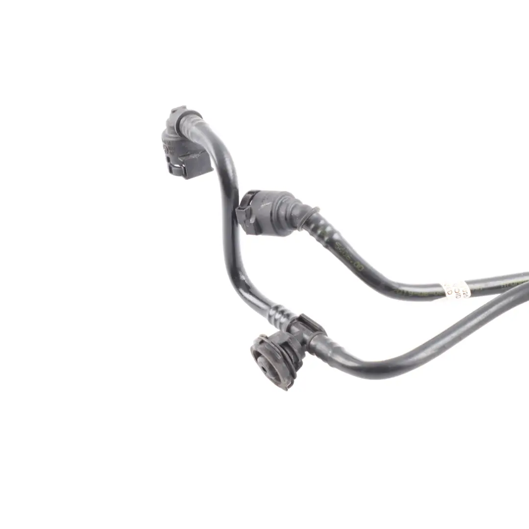 Radiator Breather Pipe Line Right O/S Bleed Line to Mercedes W213 C238 with Part number A2135010501 Mercedes W213 C238 Radiator Breather Pipe Line Right O/S Bleed Line - SKU A2135010501 - Part number A2135010501