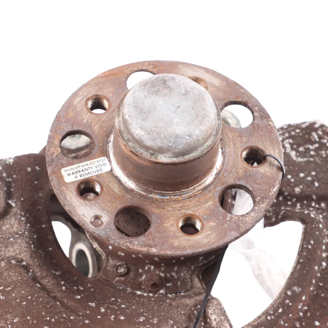 W218 350 Wheel Hub Carrier Brake Disc Front Right O/S to Mercedes with Part number A2183321001 Mercedes W218 350 Wheel Hub Carrier Brake Disc Front Right O/S - SKU A2183321001 - Part number A2183321001