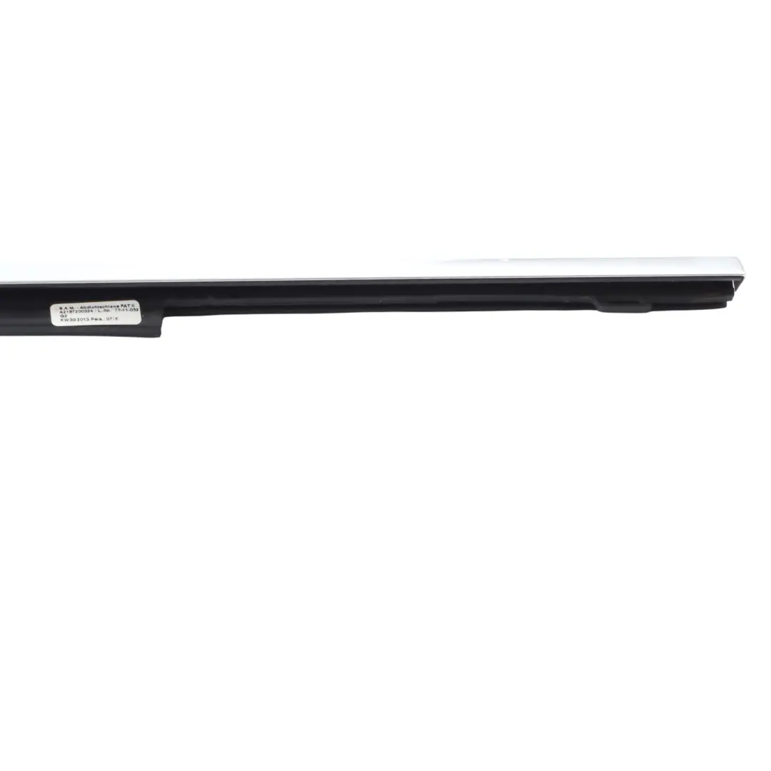 Fenster Außen Wetterschutz Schiene Dichtung Links für Mercedes C218 mit Teilenummer A2187200324 Mercedes C218 Fenster Außen Wetterschutz Schiene Dichtung Links - SKU A2187200324 - Teilenummer A2187200324
