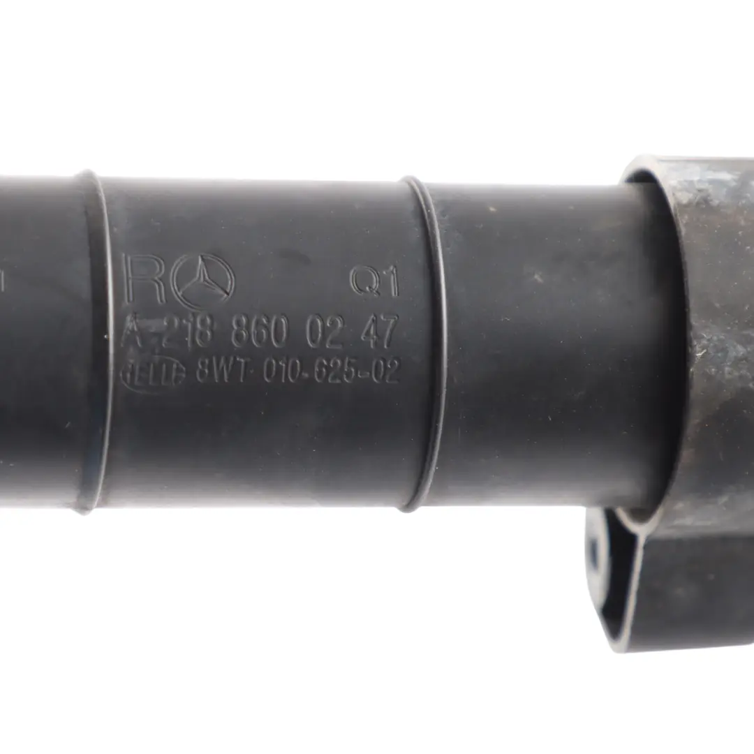 Headlight Lamp Washer Nozzle Front Right O/S to Mercedes CLS C218 with Part number A2188600247 Mercedes CLS C218 Headlight Lamp Washer Nozzle Front Right O/S - SKU A2188600247 - Part number A2188600247