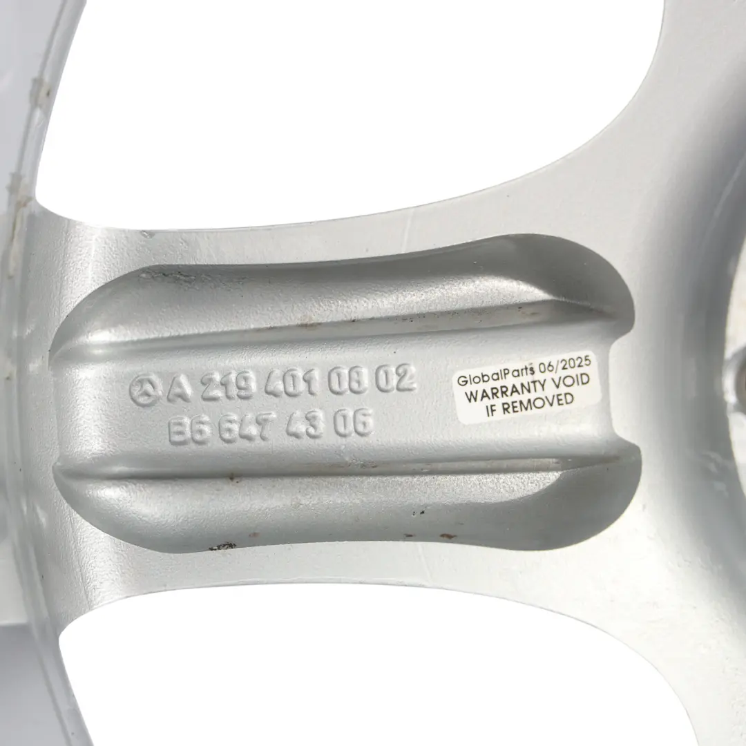 Jante Arrière Alliage 18" 5 Branches 8,5J ET:18 Argent pour Mercedes C219 à propos du numéro de pièce A2194010802 Mercedes C219 Jante Arrière Alliage 18" 5 Branches 8,5J ET:18 Argent - SKU A2194010802-2 - Numéro de pièce A2194010802