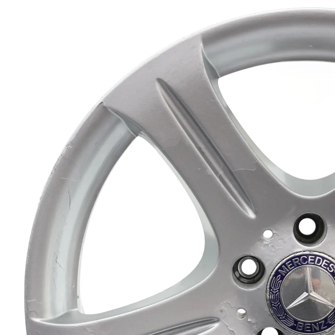 Llanta Aleación Trasera 18" 5 Radios 8,5J ET:18 Plata para Mercedes C219 con número de pieza A2194010802 Mercedes C219 Llanta Aleación Trasera 18" 5 Radios 8,5J ET:18 Plata - SKU A2194010802-2 - Número de pieza A2194010802