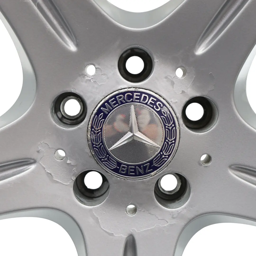 Leicht Metall Felge Hinten 18" 8,5J ET:18 Silber für Mercedes CLS C219 mit Teilenummer A2194010802 Mercedes CLS C219 Leicht Metall Felge Hinten 18" 8,5J ET:18 Silber - SKU A2194010802-2 - Teilenummer A2194010802