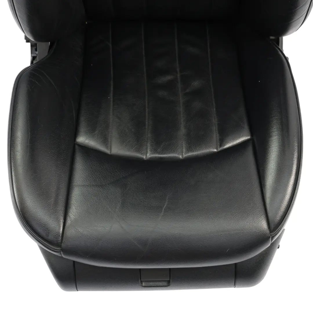 Siège avant droit intérieur chauffant en cuir noir pour Mercedes CLS C219 à propos du numéro de pièce A2199103547 Mercedes CLS C219 Siège avant droit intérieur chauffant en cuir noir - SKU A2199103547-2 - Numéro de pièce A2199103547