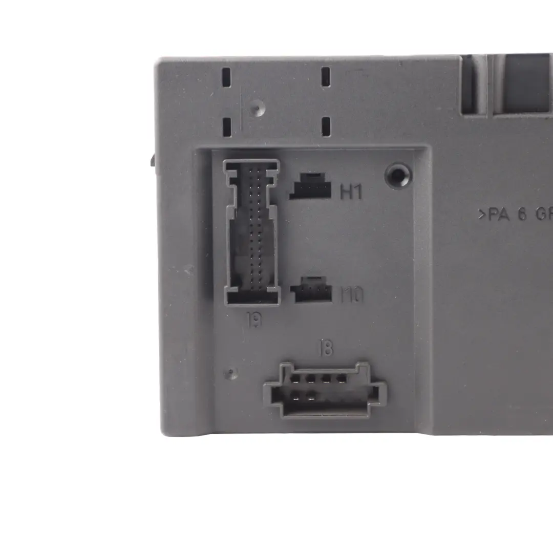 SAM Module Control Unit ECU to Mercedes W221 with Part number A2215404762 Mercedes W221 SAM Module Control Unit ECU - SKU A2215404762 - Part number A2215404762