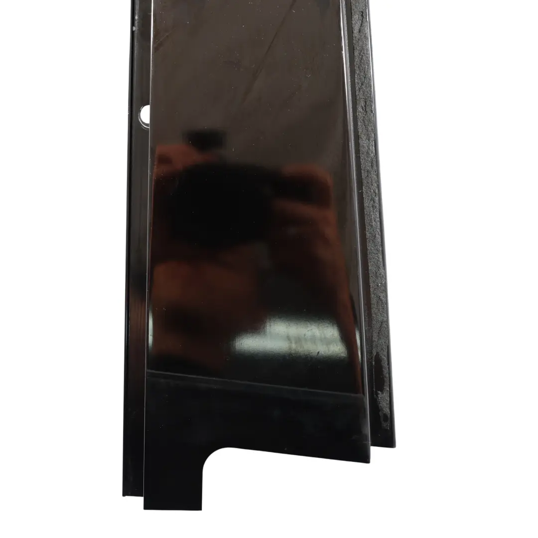 Säule B Trim Abdeckung Oben Rechts Schwarz für Mercedes W221 mit Teilenummer A2216900487 Mercedes W221 Säule B Trim Abdeckung Oben Rechts Schwarz - SKU A2216900487 - Teilenummer A2216900487