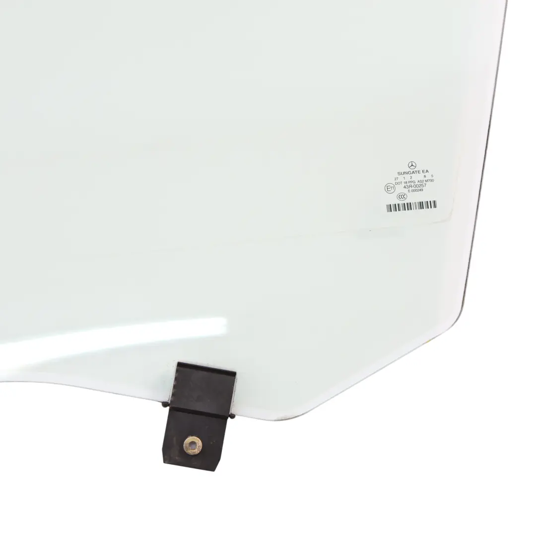 Cristal De Ventana De Puerta Delantera Izquierda AS2 para Mercedes W221 con número de pieza A2217200718 Mercedes W221 Cristal De Ventana De Puerta Delantera Izquierda AS2 - SKU A2217200718 - Número de pieza A2217200718