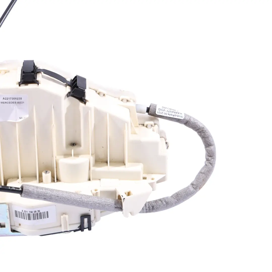 Zamek Tylnych Drzwi Prawy Mechanizm Zamka do Mercedes W221 o numerze A2217306235 Mercedes W221 Zamek Tylnych Drzwi Prawy Mechanizm Zamka - SKU A2217306235 - Numer Części A2217306235