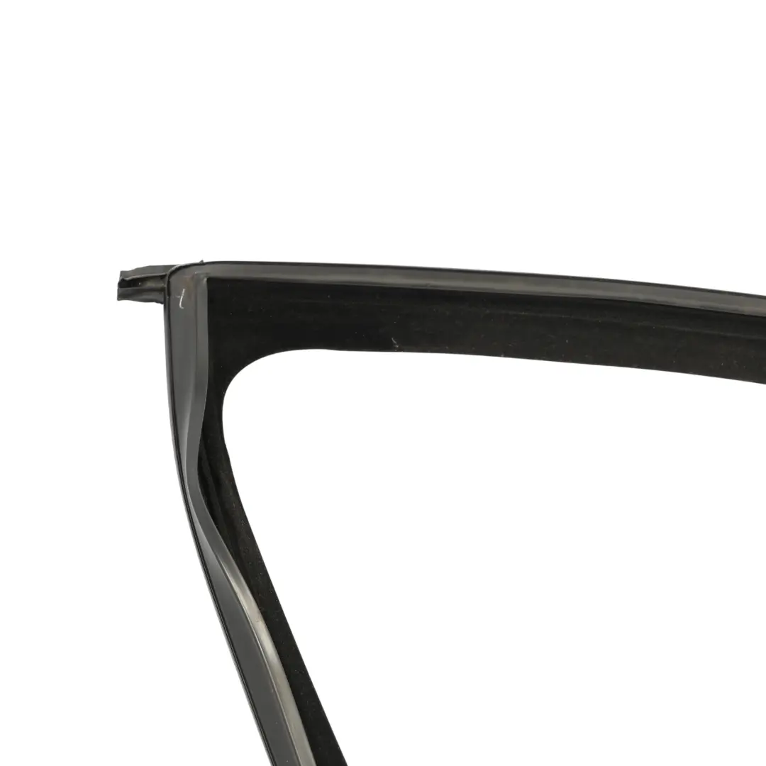 Guía De Ventana De Puerta Trasera Izquierda para Mercedes W221 Marco De con número de pieza A2217350325 Mercedes W221 Marco De Guía De Ventana De Puerta Trasera Izquierda - SKU A2217350325 - Número de pieza A2217350325