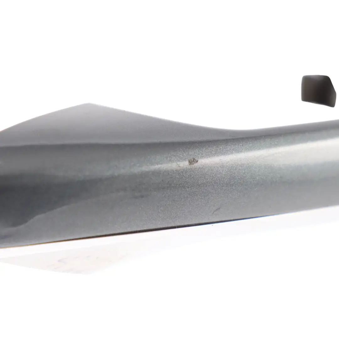 Asidero De Puerta Trasera Derecha Gris Flint Metalizado - 368 para Mercedes W221 con número de pieza A2217600670 Mercedes W221 Asidero De Puerta Trasera Derecha Gris Flint Metalizado - 368 - SKU A2217600670-FLG - Número de pieza A2217600670