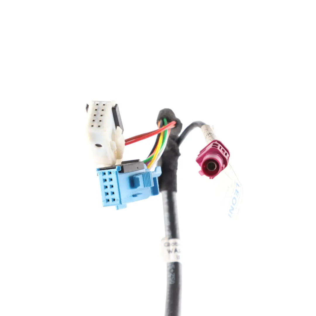 Universal Handy Interface UHI Adapter Wiring Harness to Mercedes W221 with Part number A2218204515 Mercedes W221 Universal Handy Interface UHI Adapter Wiring Harness - SKU A2218204515 - Part number A2218204515