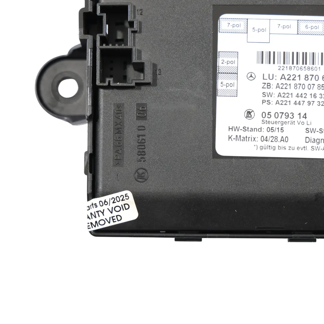 Módulo De Control De La Puerta Delantera Izquierda ECU para Mercedes W221 con número de pieza A2218706586 Mercedes W221 Módulo De Control De La Puerta Delantera Izquierda ECU - SKU A2218706586 - Número de pieza A2218706586