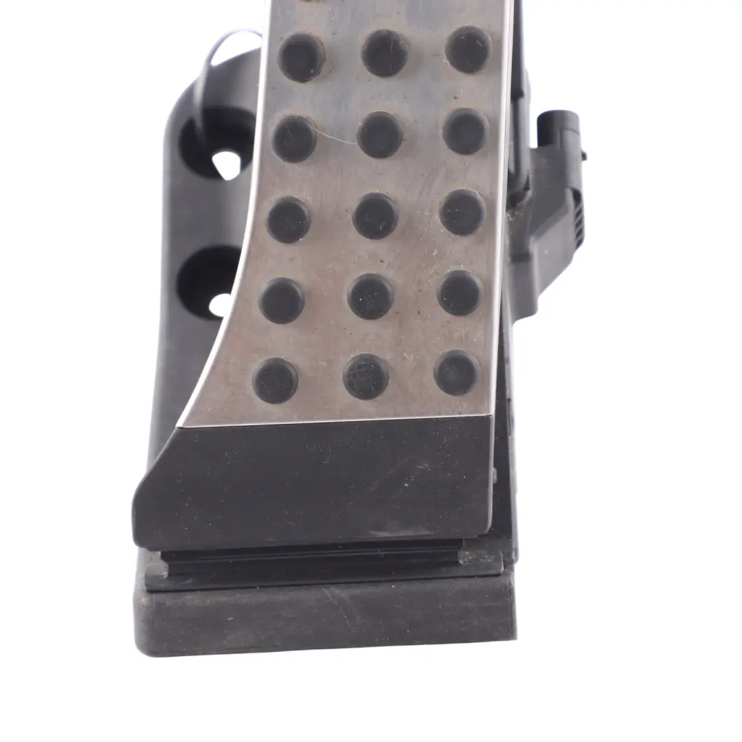 Throttle Accelerator Pedal Unit to Mercedes W206 Gas with Part number A2233000100 Mercedes W206 Gas Throttle Accelerator Pedal Unit - SKU A2233000100 - Part number A2233000100