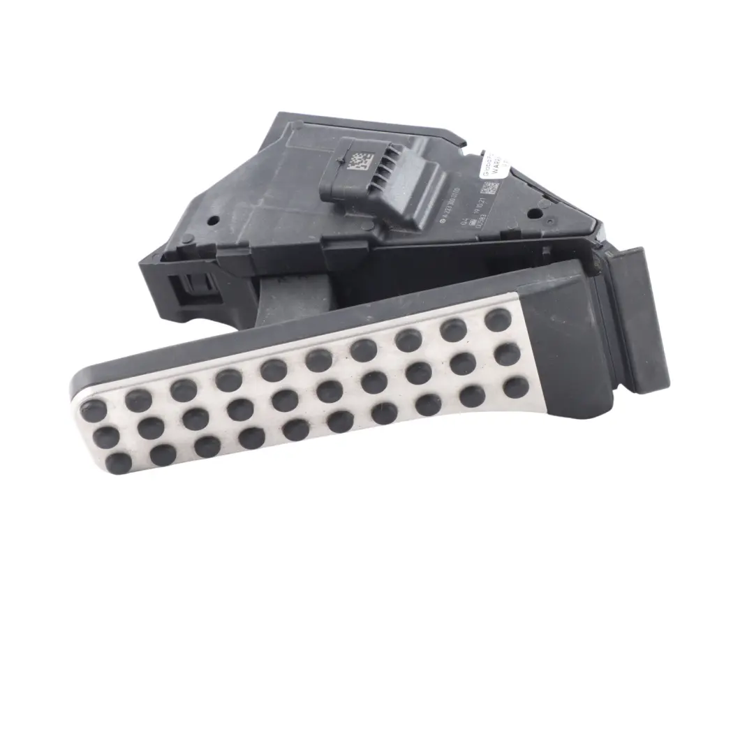Mercedes W206 Gas Throttle Accelerator Pedal Unit - SKU A2233000100 - Part number A2233000100