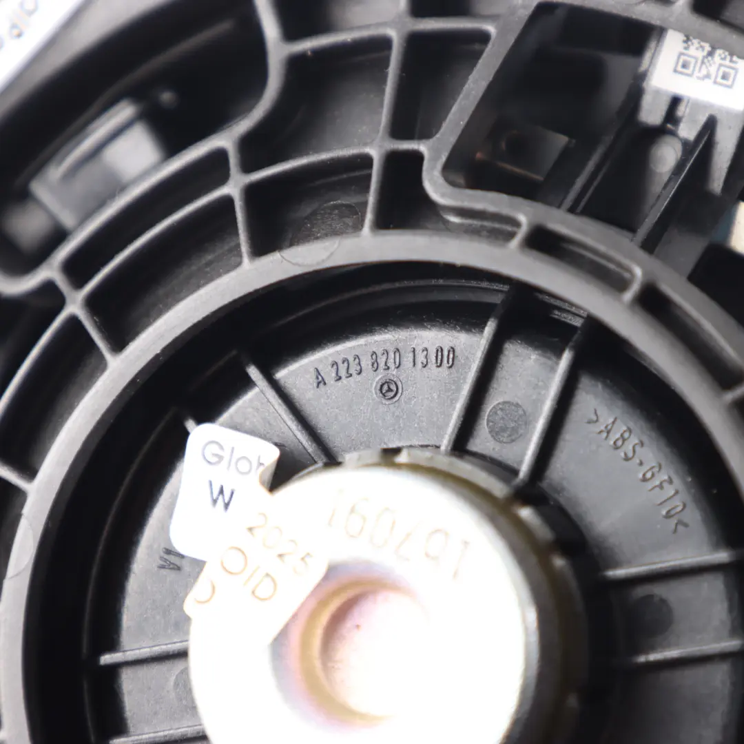 W214 W223 Altavoz Puerta Delantero Izquierdo Derecho para Mercedes W206 con número de pieza A2238201300 Mercedes W206 W214 W223 Altavoz Puerta Delantero Izquierdo Derecho - SKU A2238201300 - Número de pieza A2238201300