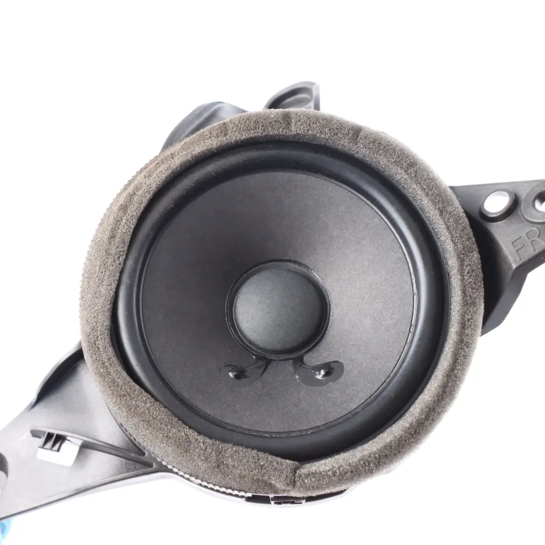 W214 W223 Haut-Parleur Porte Avant Gauche Droite Sans pour Mercedes W206 à propos du numéro de pièce A2238201300 Mercedes W206 W214 W223 Haut-Parleur Porte Avant Gauche Droite Sans - SKU A2238201300 - Numéro de pièce A2238201300