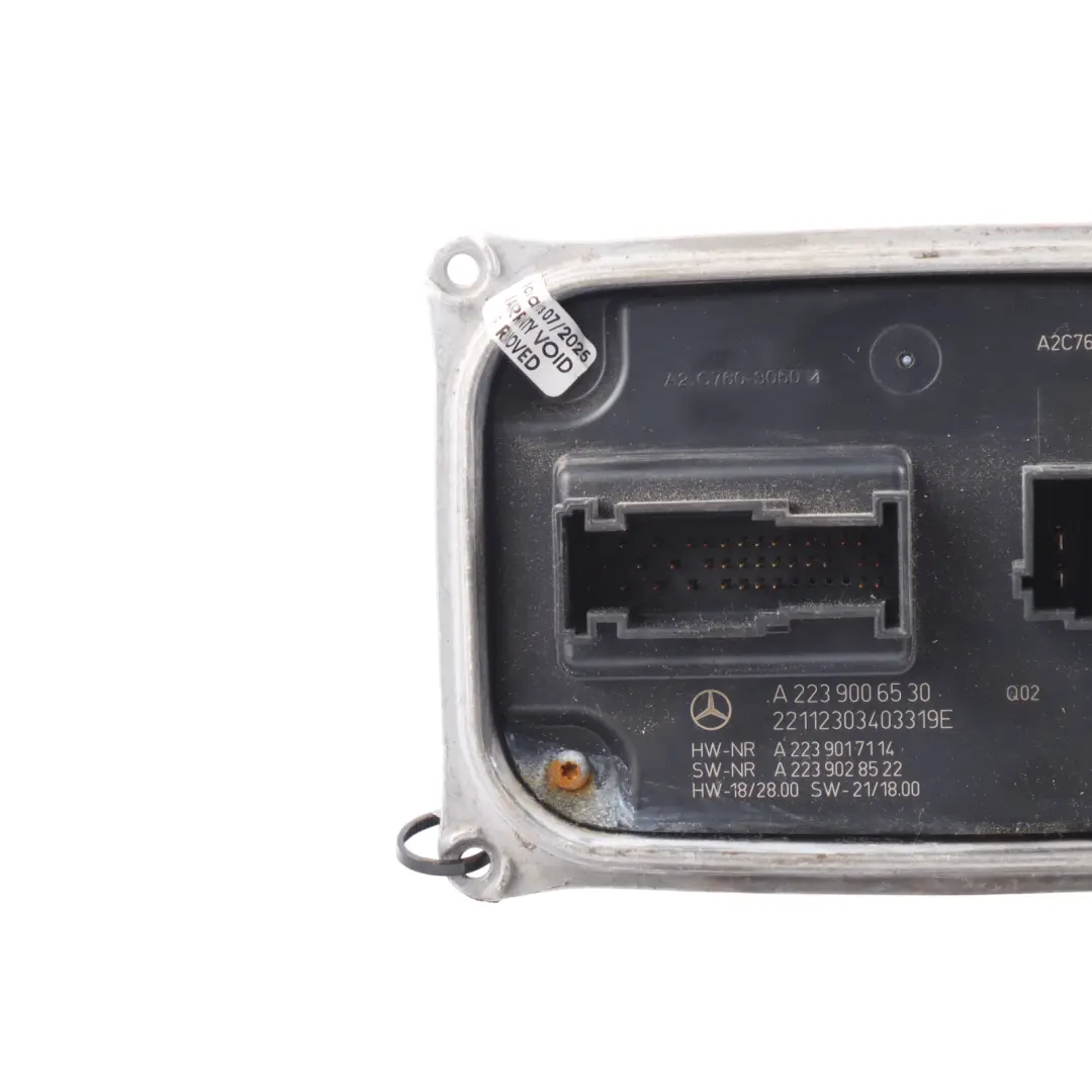 Front LED Lamp Headlight Ballast Module Unit ECU to Mercedes W206 with Part number A2239006530 Mercedes W206 Front LED Lamp Headlight Ballast Module Unit ECU - SKU A2239006530 - Part number A2239006530