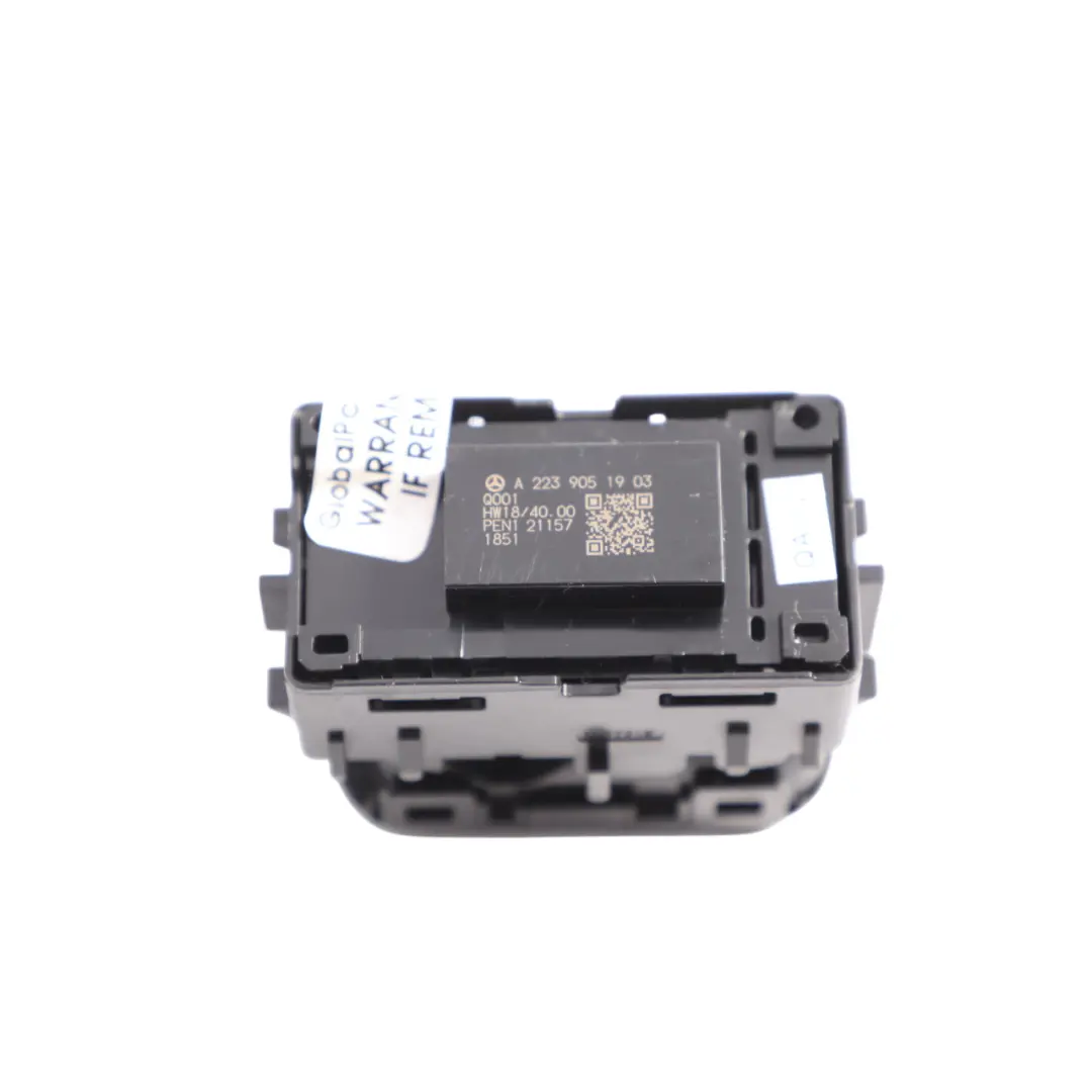 Interruttore Portiera Lato Passeggero Anteriore per Mercedes W206 W223 con numero di parte A2239051903 Mercedes W206 W223 Interruttore Portiera Lato Passeggero Anteriore - SKU A2239051903 - Numero di parte A2239051903